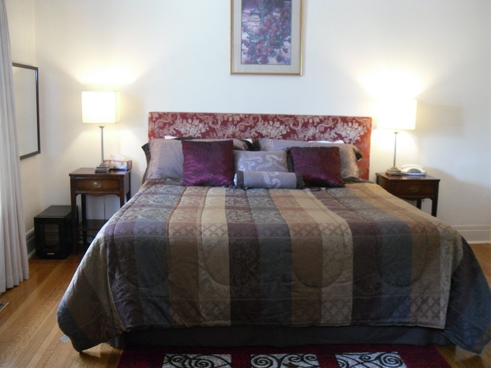 Acacia Bed & Breakfast Niagara Falls Exterior photo