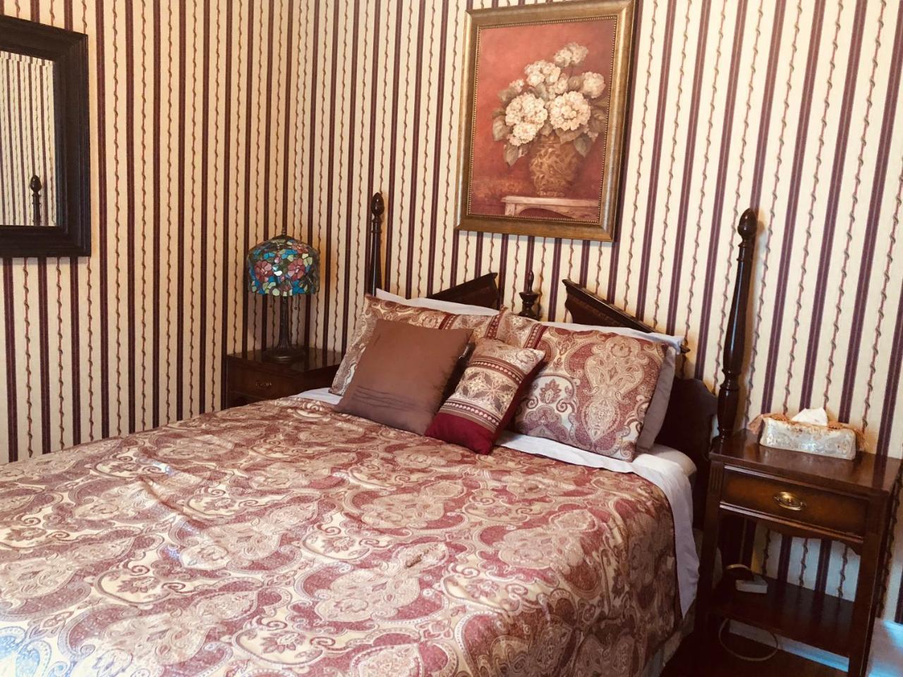 Acacia Bed & Breakfast Niagara Falls Exterior photo